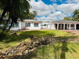 Commercial Property to Rent in Milton Park