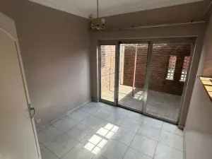 Flat/Apartment to Rent in Avenues