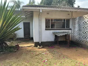 5 Bedroom House to Rent in Borrowdale