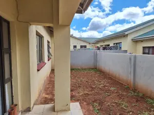 3 Bedroom Cottage/Garden Flat to Rent in Kamfinsa
