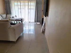 3 Bedroom Cottage/Garden Flat to Rent in Kamfinsa