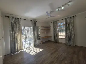 4 Bedroom House to Rent in Alexandra Park