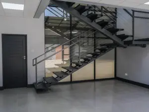Warehouse/Industrial to Rent in Hatfield
