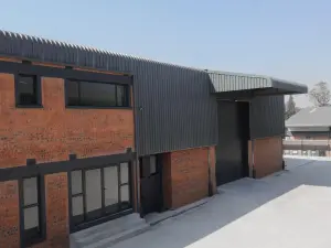 Warehouse/Industrial to Rent in Hatfield