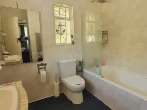 4 Bedroom House to Rent in Mount Pleasant