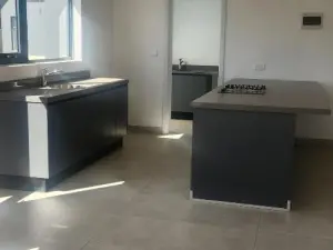 4 Bedroom Cottage/Garden Flat to Rent in Borrowdale