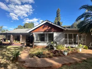 5 Bedroom House to Rent in The Grange