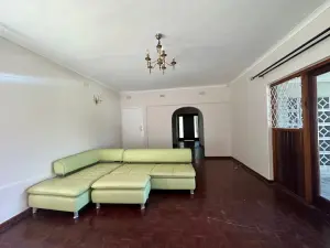 5 Bedroom House to Rent in The Grange