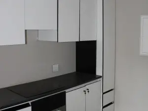 Commercial Property to Rent in Avenues