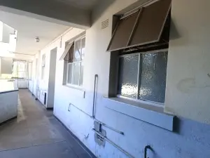 Flat/Apartment to Rent in Avenues