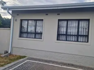 Townhouse/Complex/Cluster to Rent in Greendale