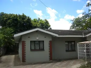 3 Bedroom House to Rent in Braeside