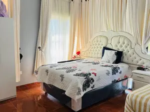 Townhouse/Cluster to Rent in Highlands