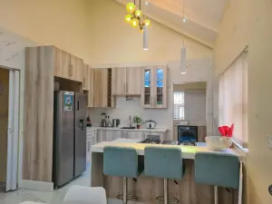 3 Bedroom House to Rent in Glen Lorne