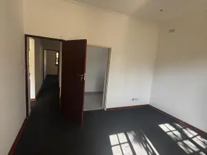 Commercial Property to Rent in Borrowdale