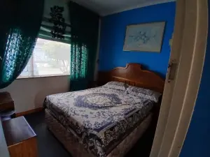 3 Bedroom Cottage/Garden Flat to Rent in Avondale West