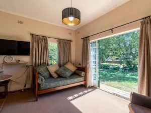 1 Bedroom Cottage/Garden Flat to Rent in Ballantyne Park