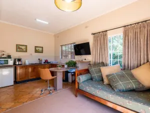 1 Bedroom Cottage/Garden Flat to Rent in Ballantyne Park