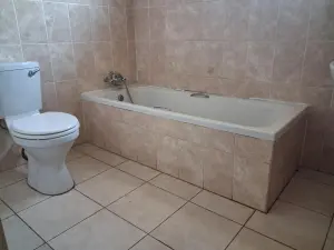 2 Bedroom House to Rent in Quinnington