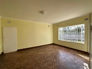 3 Bedroom House to Rent in Hillside