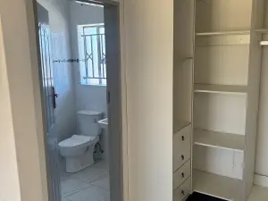 3 Bedroom Cottage/Garden Flat to Rent in Manresa