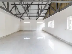 Commercial Property to Rent in Newlands