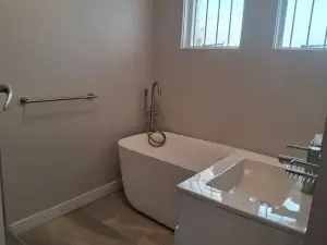 2 Bedroom Cottage/Garden Flat to Rent in Mount Pleasant