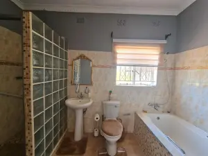 4 Bedroom House to Rent in Vainona