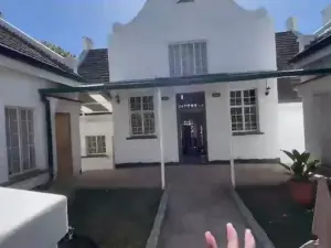 Townhouse/Complex/Cluster to Rent