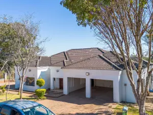 4 Bedroom House to Rent in Shawasha Hills
