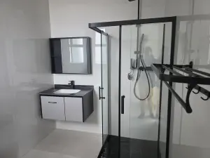 Townhouse/Complex/Cluster to Rent in Borrowdale West