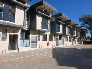 Flat/Apartment to Rent in Borrowdale