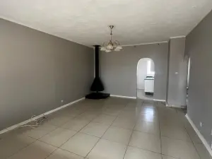 2 Bedroom Cottage/Garden Flat to Rent in Greencroft