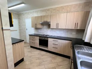 Flat/Apartment to Rent in Avenues