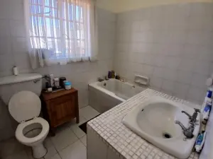 3 Bedroom Cottage/Garden Flat to Rent in Mount Pleasant