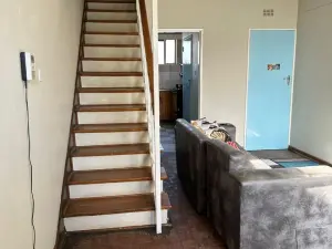 Flat/Apartment to Rent in Avenues