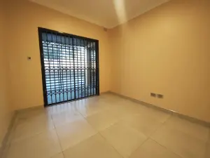 4 Bedroom House to Rent in Greendale