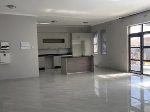Townhouse/Complex/Cluster to Rent in Arlington