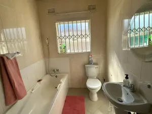 Townhouse/Complex/Cluster to Rent in Avondale West