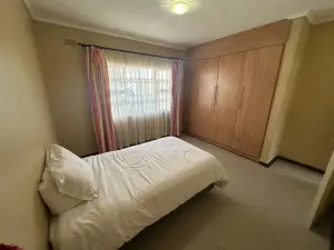 Townhouse/Complex/Cluster to Rent in Avondale West