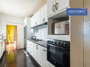 3 Bedroom House to Rent in Greendale North