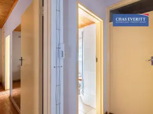 3 Bedroom House to Rent in Greendale North
