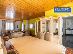 3 Bedroom House to Rent in Greendale North
