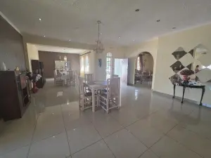 4 Bedroom House to Rent in Gunhill