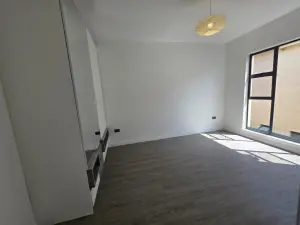 Townhouse/Complex/Cluster to Rent in Avondale