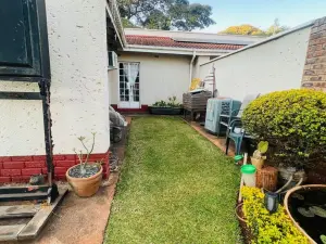 Townhouse/Complex/Cluster to Rent in Mandara