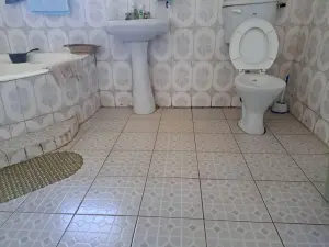 4 Bedroom House to Rent in Marlborough