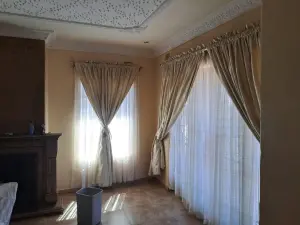 4 Bedroom House to Rent in Marlborough