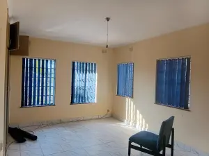 Commercial Property to Rent in Hillside