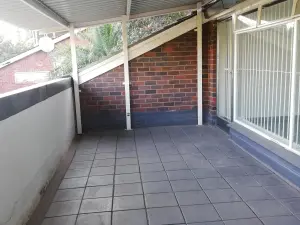 Flat/Apartment to Rent in Greystone Park